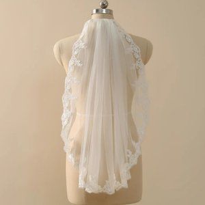 Short  Wedding Veil